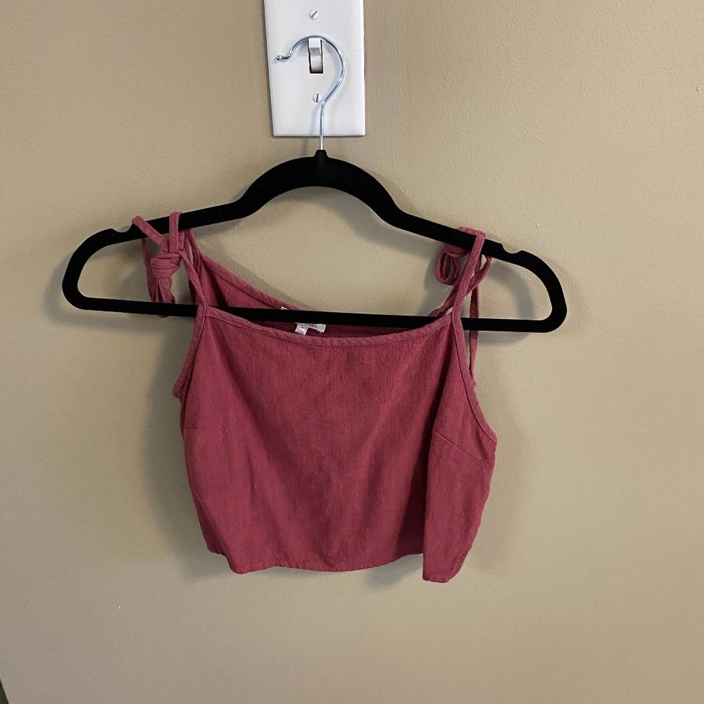 Strappy Cropped Tank Top